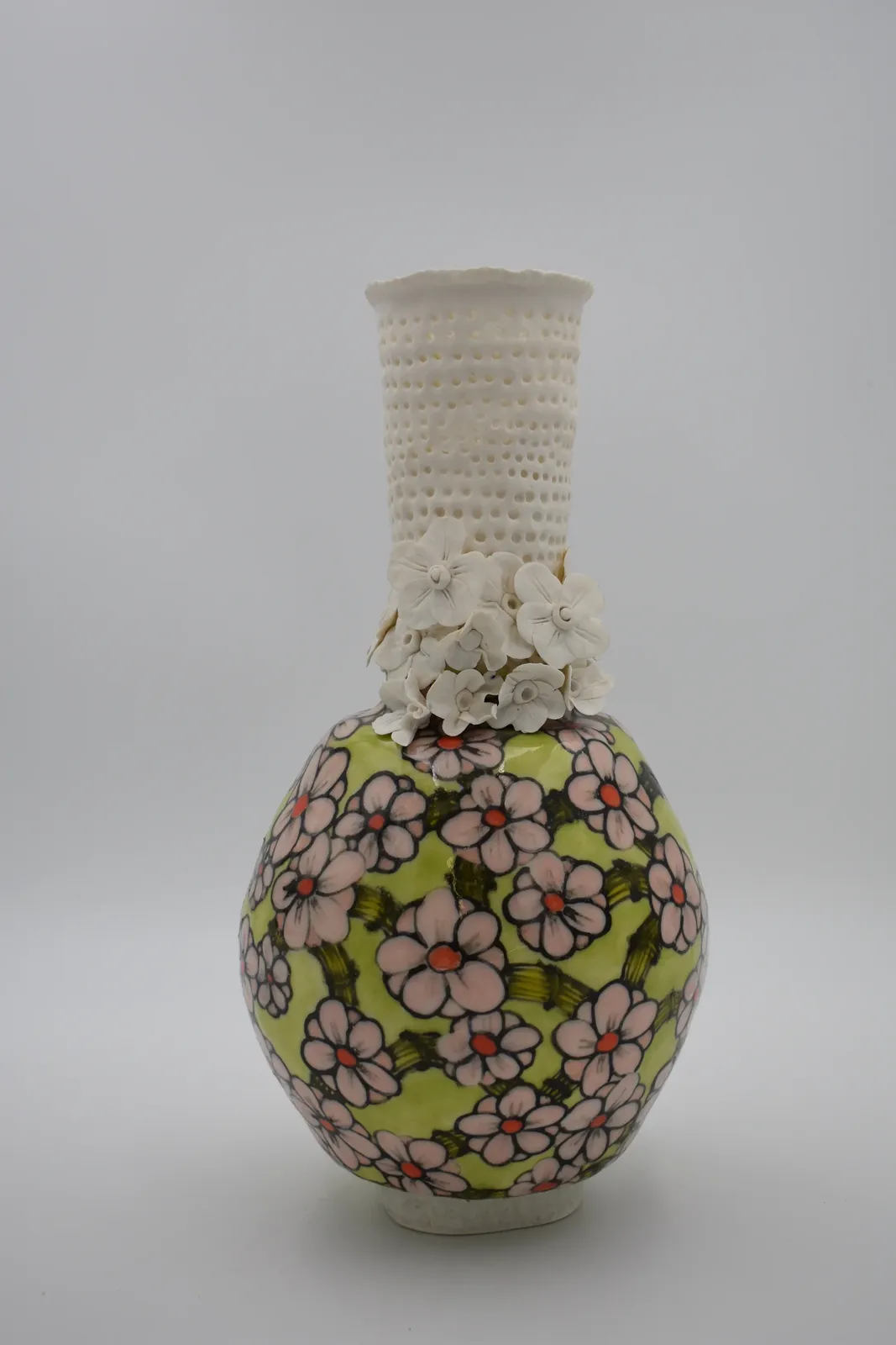 Untitled Ceramic 04 by Lee-Ann Ormandy-Becker