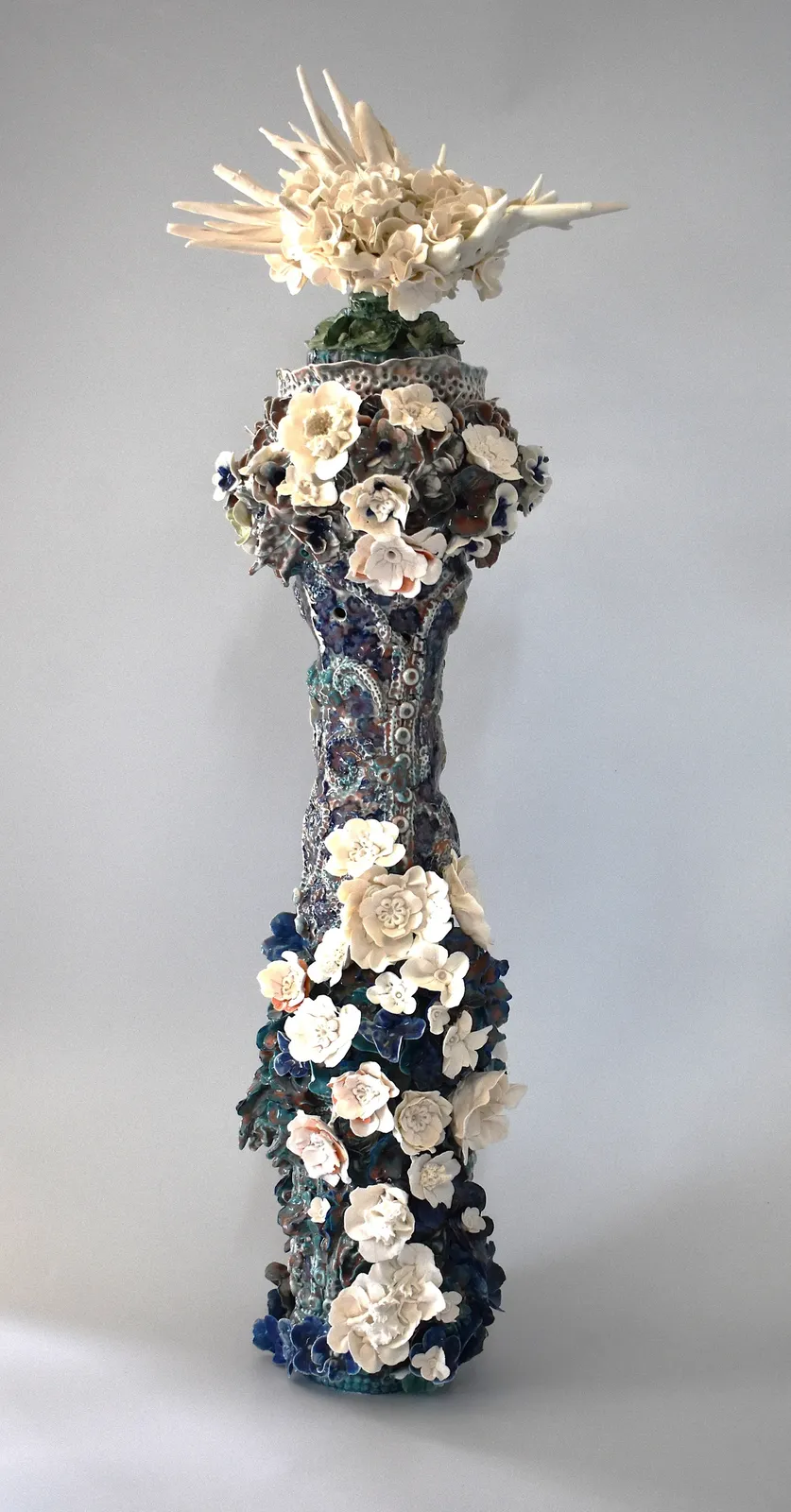 Untitled Ceramic 06 by Lee-Ann Ormandy-Becker
